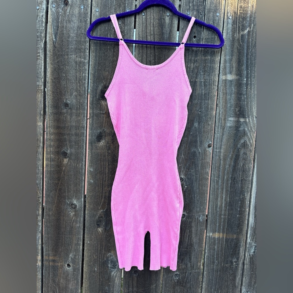 Daisy Pink Ribbed Lace-Up romper - Picture 2 of 4